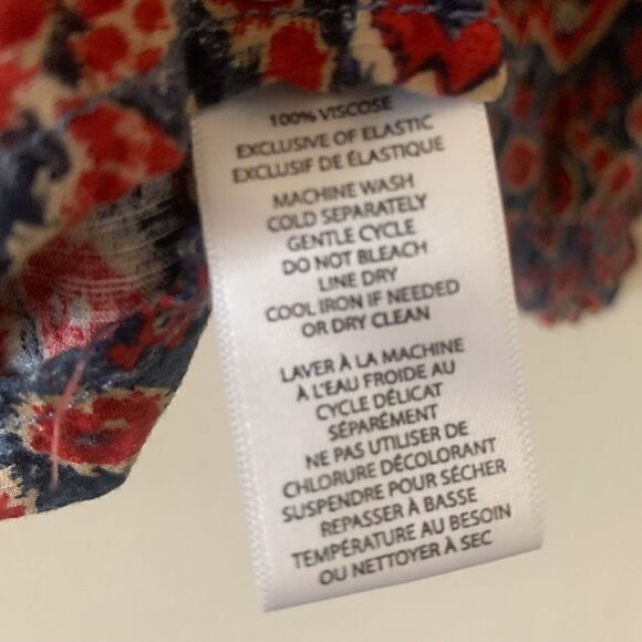 Beachlunchlounge Delilah Smocked Blouse - Picture 5 of 6